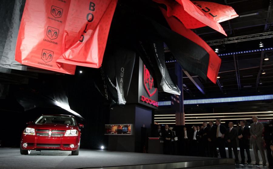  Dodge Avenger Concept 2006 года  (фото 25 из 47)